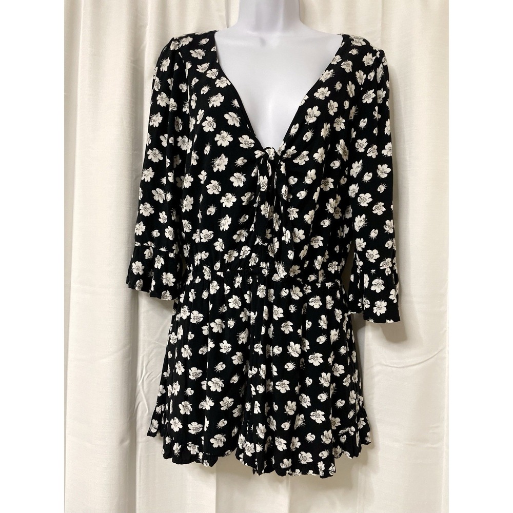 ABERCROMBIE & FITCH Women's MediumBlack Floral Romper Tie Front
